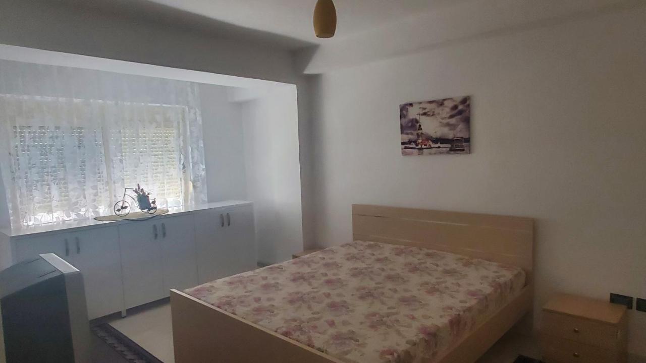 Olsi Apartment Vlore Exterior photo